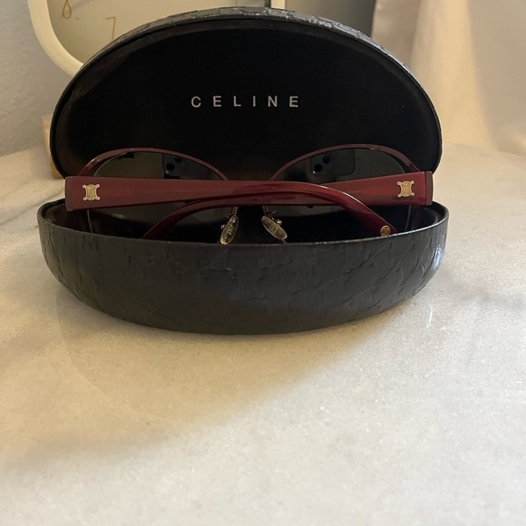 Women’s Celine designer sunglasses with case - Picture 2 of 7